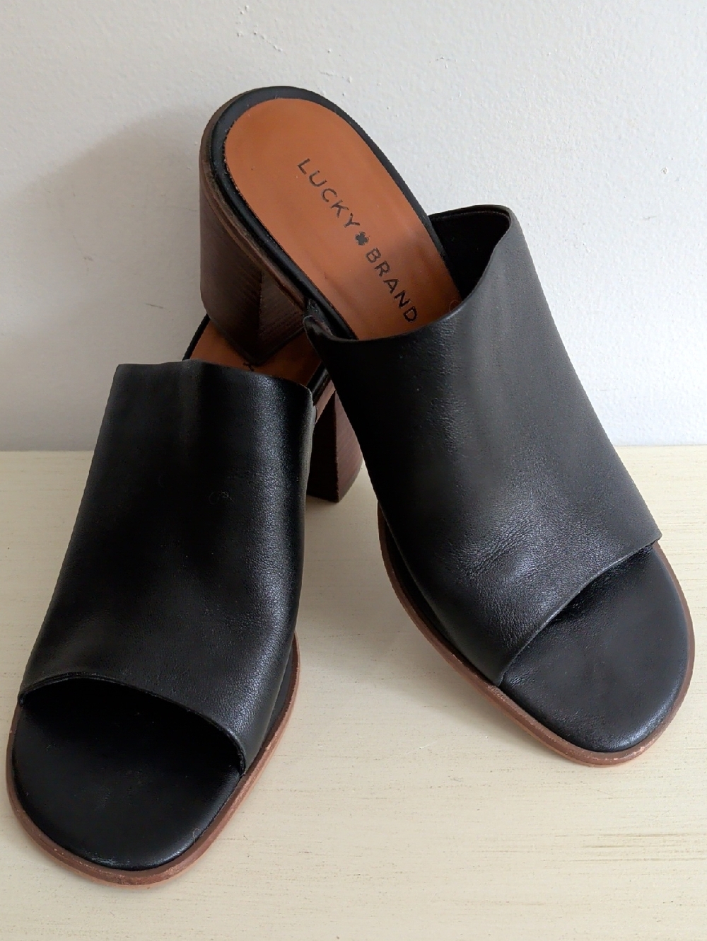 Lucky Brand Black Leather Open-Back Block Heel Mules Size 8.5